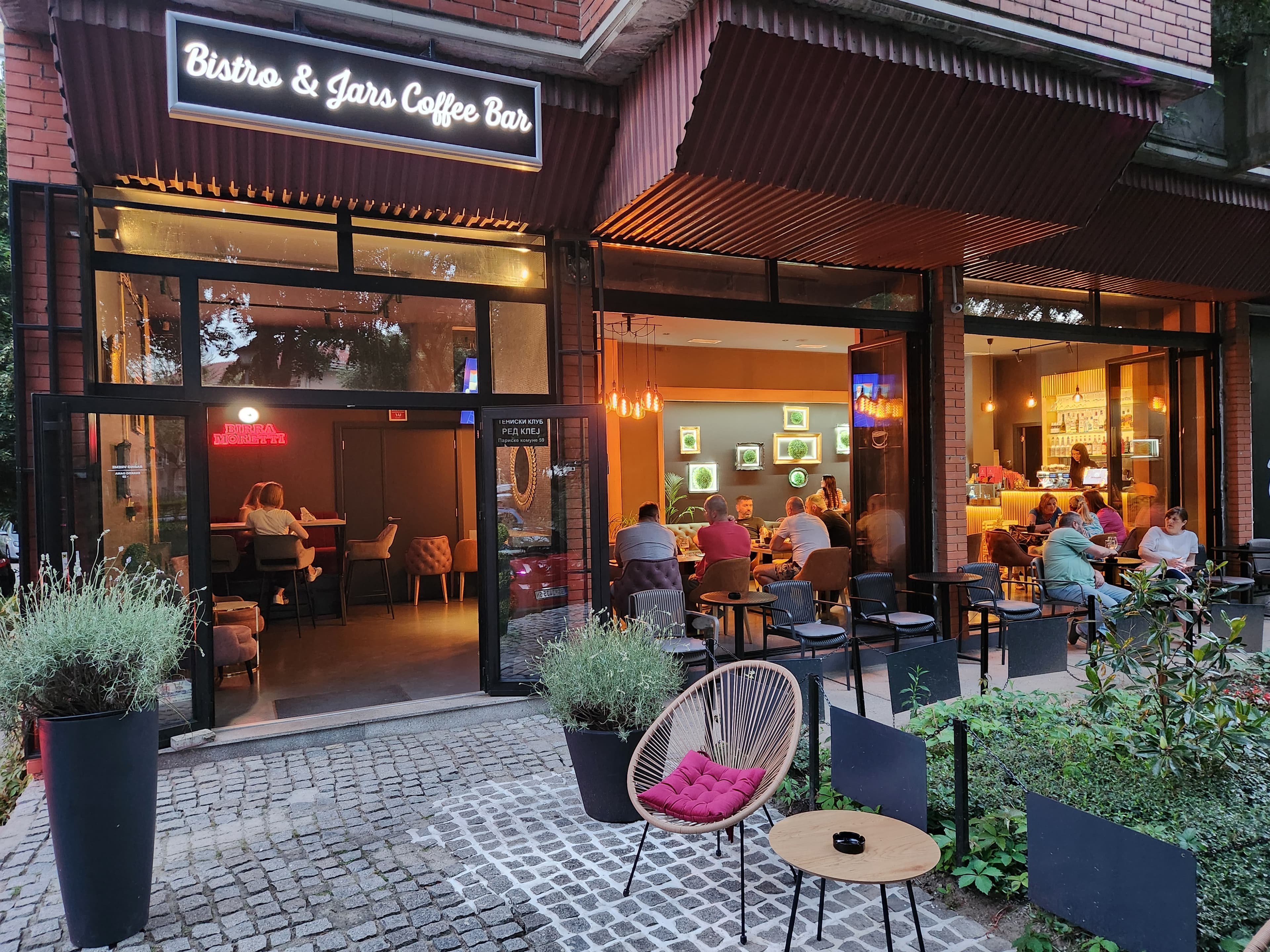 Bistro & Jars Coffee Bar