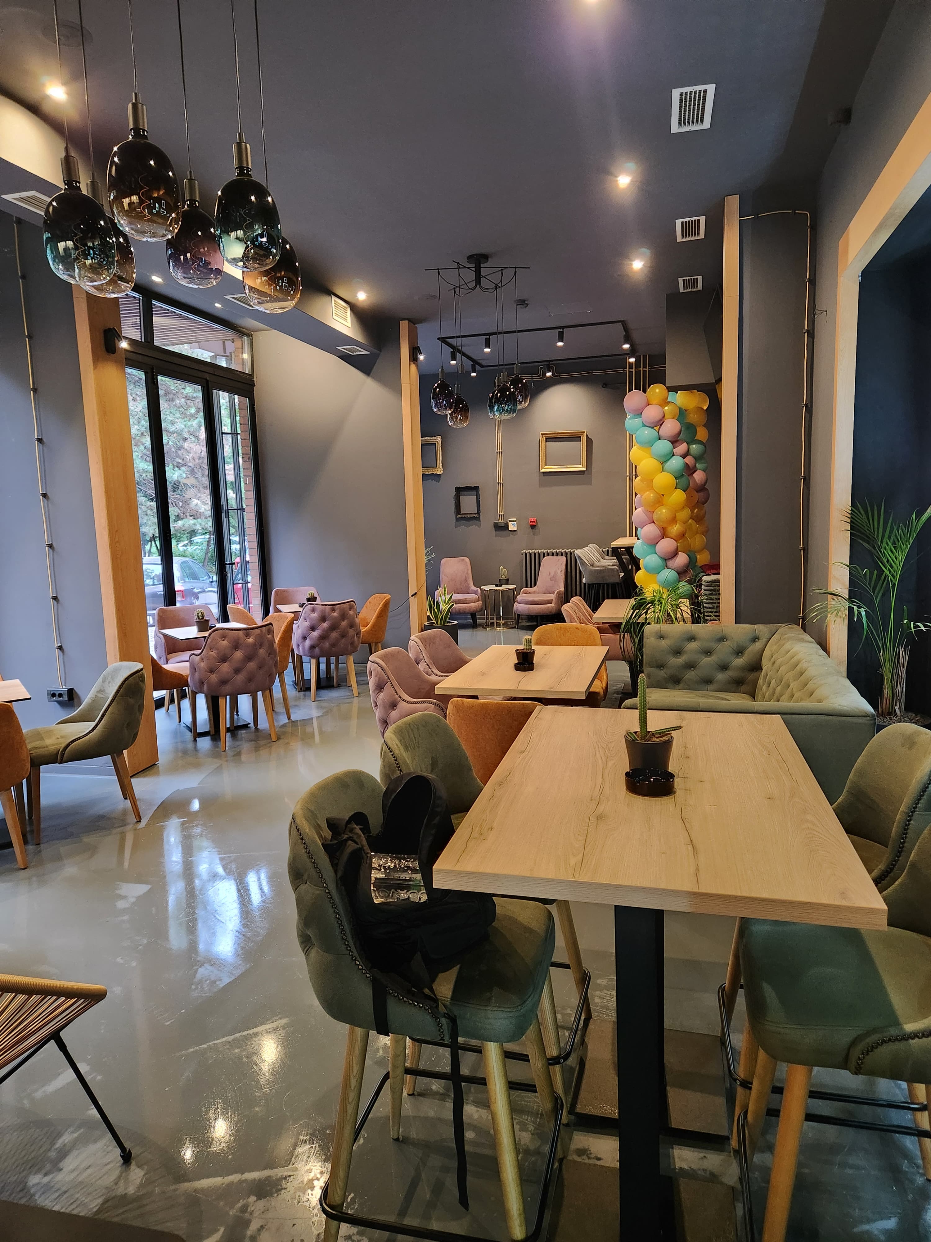 Bistro & Jars Coffee Bar